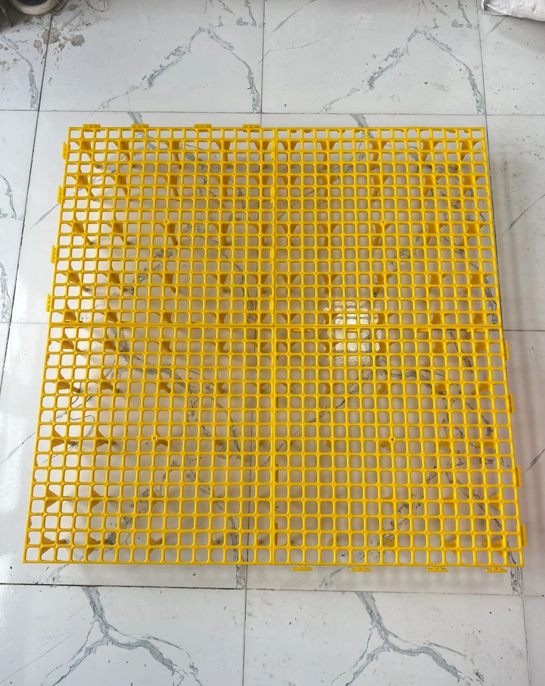 Toyuqlar üçün plastik döşəmə toru İL-5306, sarı — Mallar, Bakı