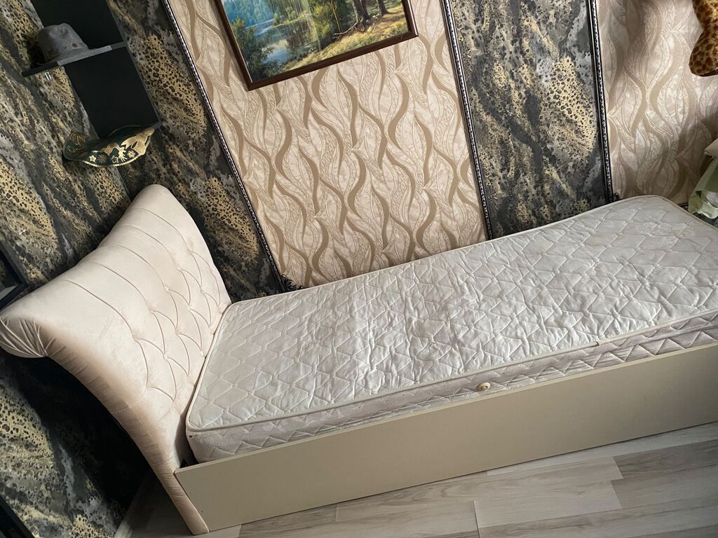 Bir nəfərlik çarpayı və döşək - Ölçü: təxmini 90×200 sm (bir — Yataqlar, Xırdalan (2)