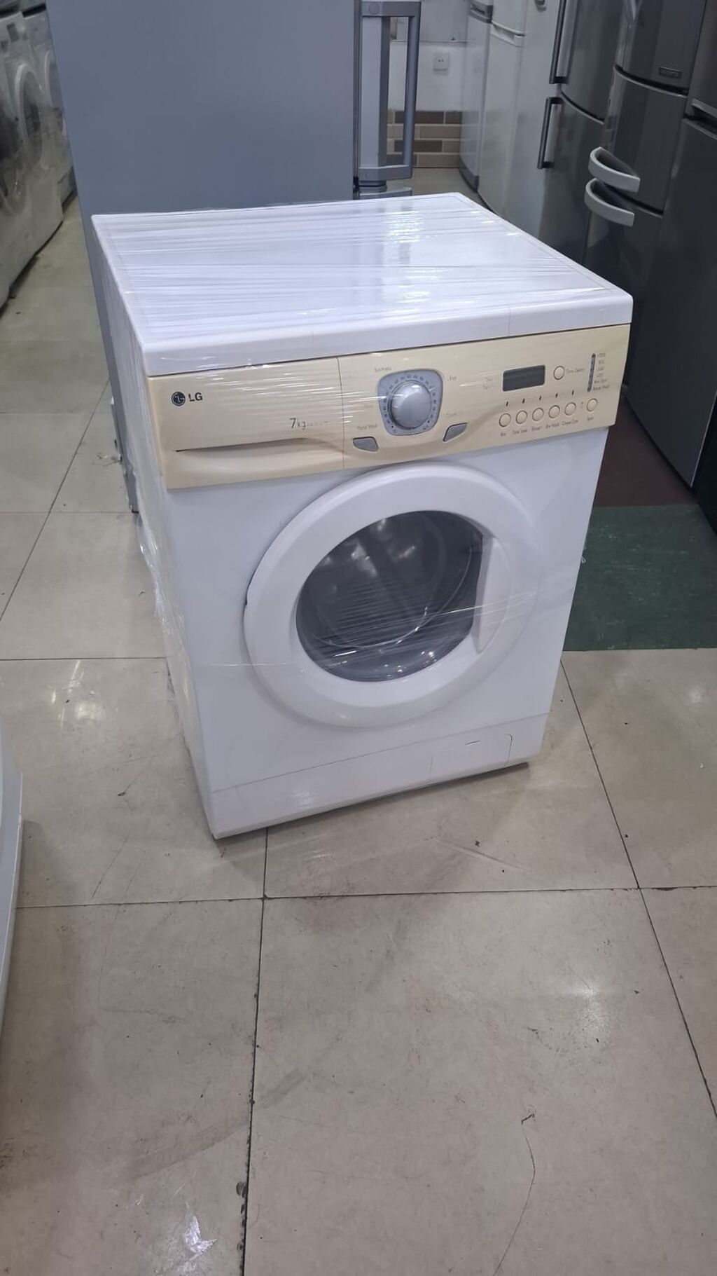 LG paltaryuyan, ağ rəng, 7 kq tutum. Xüsusiyyətlər: - Ön yükləməli — Çamaşır maşınları, Bakı