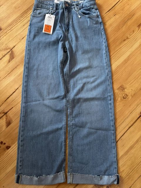 Colın's jeans Size: 27/30 Condition: New Price: 30 AZN Gender: Woman — Bakı