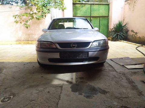 Opel Vectra, 1.6 L, 1997 il, 257 720 km — Gəncə