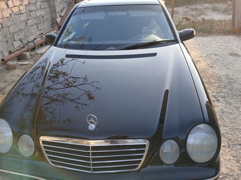 Mercedes E 240, 2.4 L, 1998 il, 288 000 km — Bakı