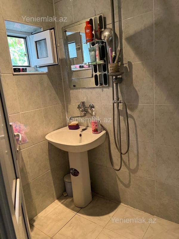 Satılır 5 otaqlı Bina evi menzil (Köhnə tikili), 105 m², Binəqədi rayonu — Mənzil, Bakı (6)