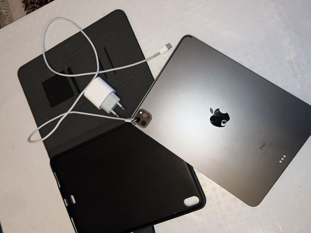 İşlənmiş Apple iPad Pro 11 (2018), 11", 128 GB, Ünvandan götürmə, Ödənişli çatdırılma, Rayonlara çatdırılma — Apple, İmişli (6)