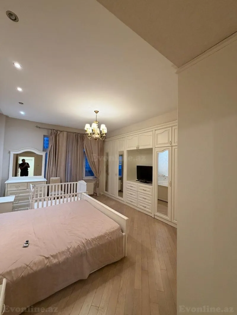 Satılır 4 otaqlı Mənzil Yeni tikili 186 m² Bakı, Yasamal r., Nizami m — Mənzil, Bakı (7)
