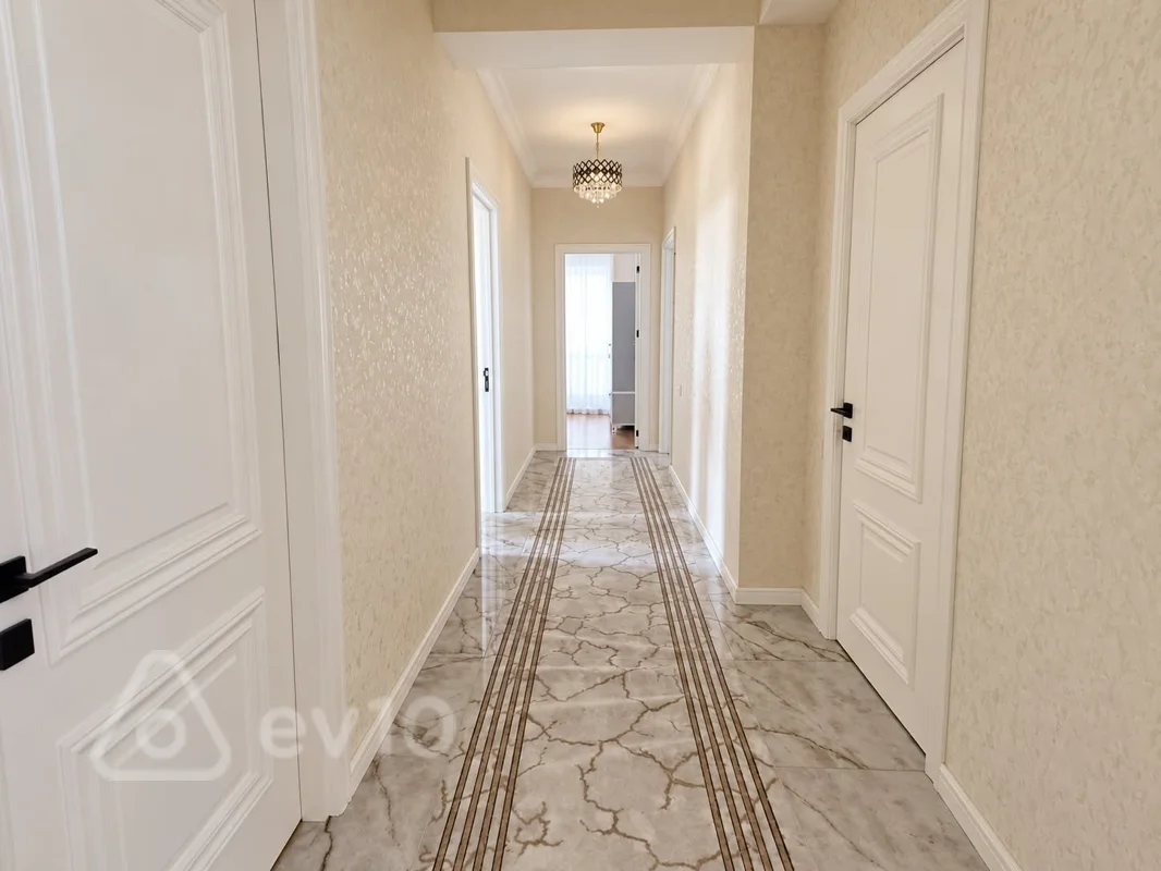3 otaqlı mənzil, 110 m², Rüstəm Rüstəmov — kirayə — Mənzil, Bakı (11)