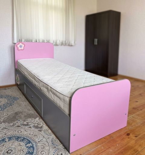 Qız üçün, İşlənmiş, Çarpayı, Bazasız, Matras ilə, Siyirməli — Bakı