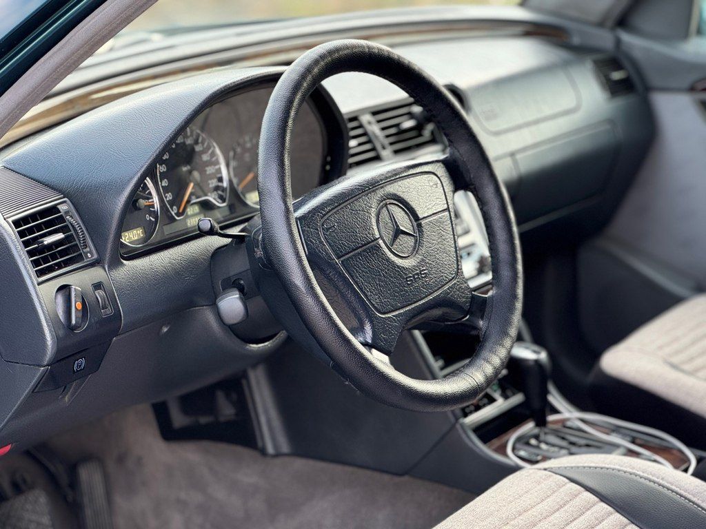 Mercedes C 230, 2.3 L, 1996 il, 231 405 km 90-DE-392 — Avtomobillər, Bakı (6)
