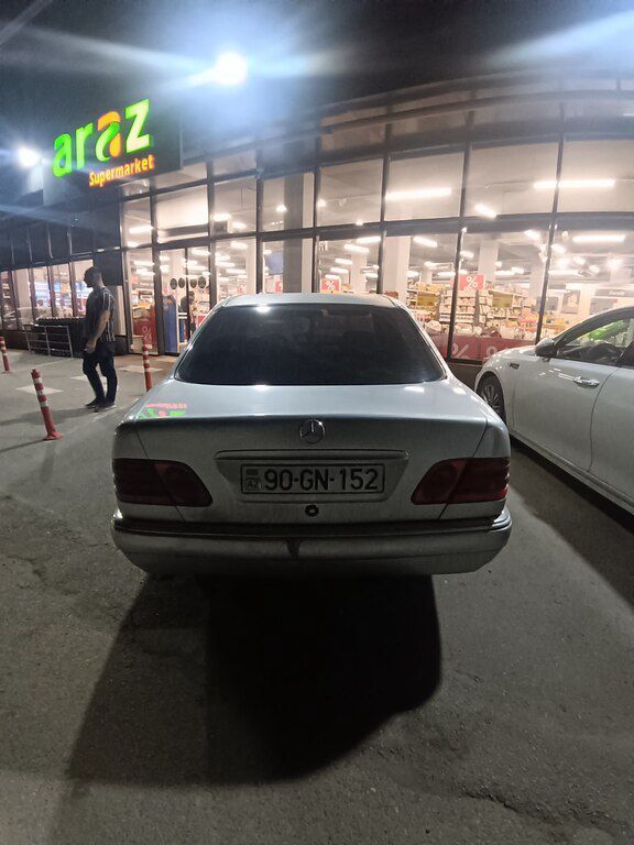 Mercedes E 200, 2.0 L, 1996 il, 481 000 km 90-GN-152 — Avtomobillər, Sumqayıt (5)