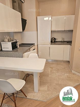 İcarəyə verilir 3 otaqlı 70 m² yeni tikili Ağ şəhər — Mənzil (7)