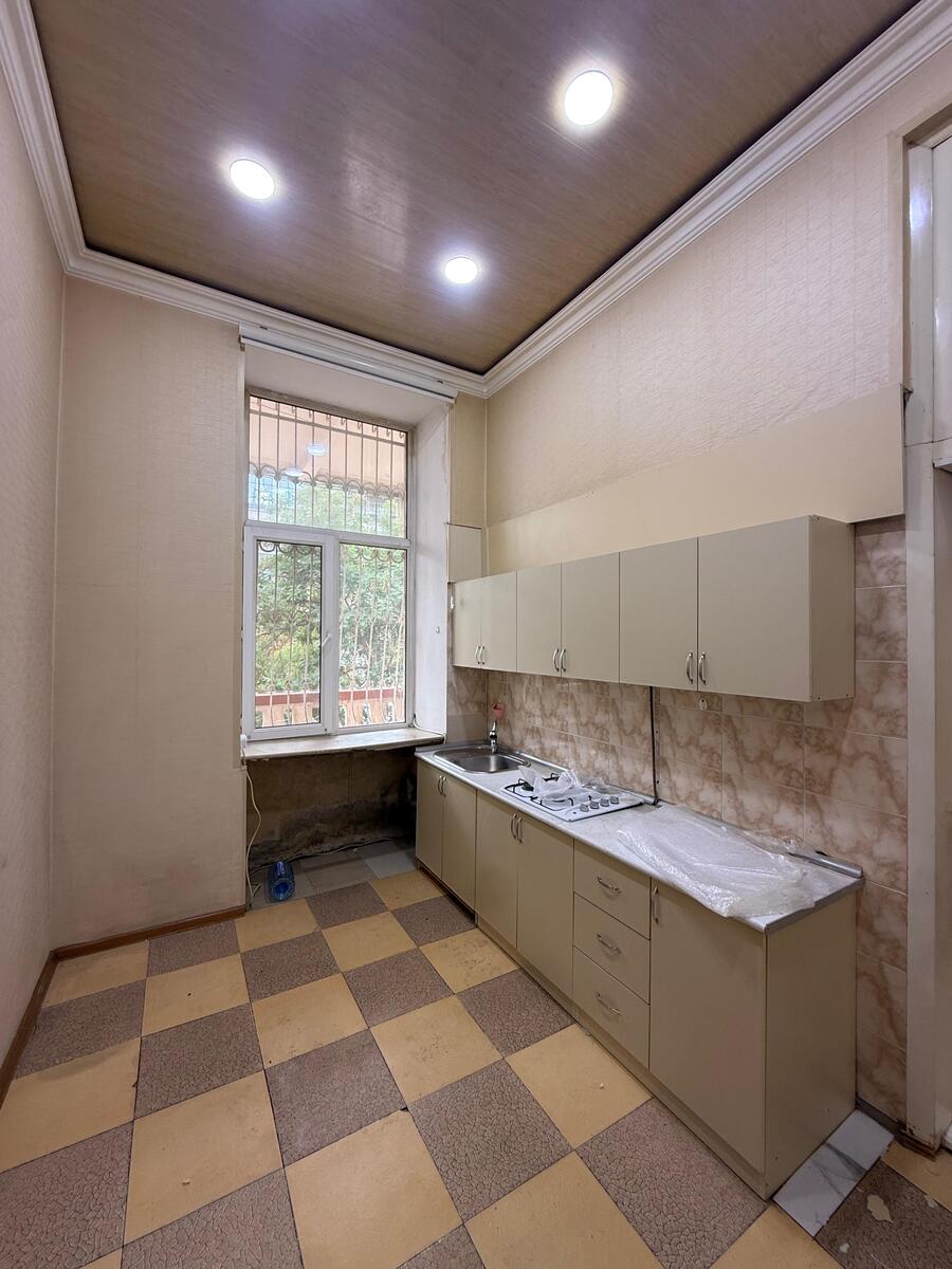 3-otaqlı mənzil kirayə verilir, Neftçilər pr., 130 m² — Mənzil, Bakı (10)
