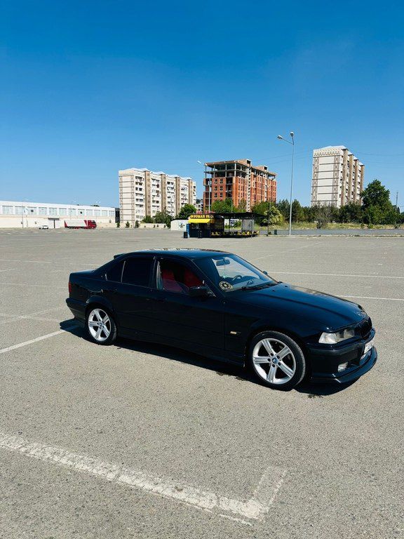 BMW 318, 1.8 L, 1993 il, 235 122 km — Avtomobillər, Gəncə (3)