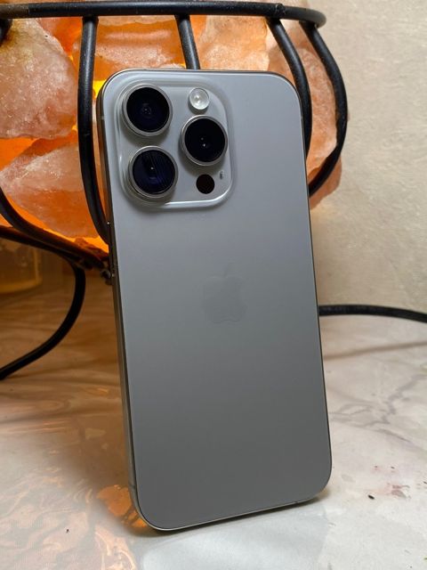 Apple iPhone 15 Pro Natural Titanium 256GB/8GB — Bakı