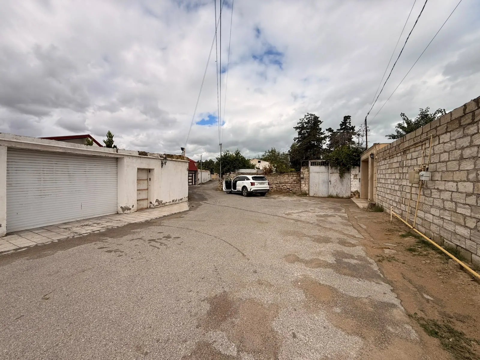 Şüvəlan, Torpaq satılır - 12 sot — Bakı