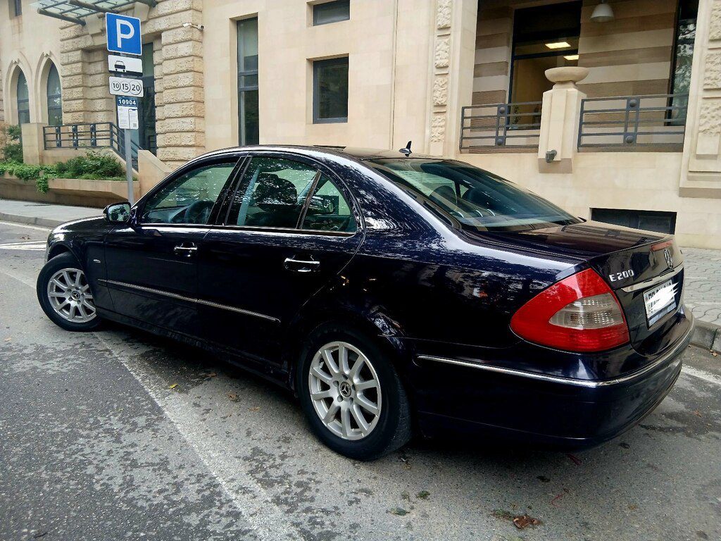 Mercedes E 200, 1.8 L, 2008 il, 293 000 km — Avtomobillər, Bakı (7)