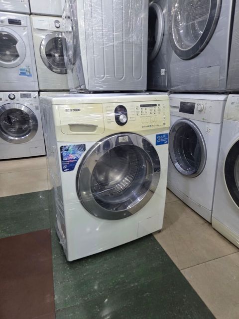 Selin Samsung paltaryuyan – ağ rəng, 6 kq tutum. Xüsusiyyətlər: - Ön — Bakı