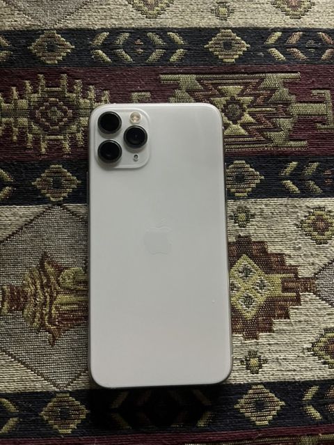 IPhone 11 Pro, 256 GB, Ağ, Simsiz şarj — Bakı