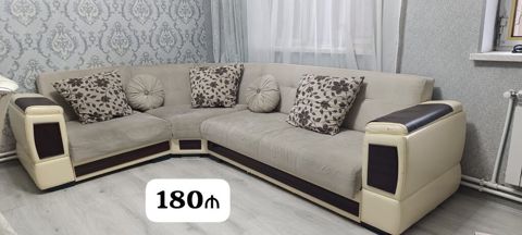 Divan satılır 180₼. Bazalıdır. Ünvan Yasamal. 0257. Fatimə99 E — Bakı