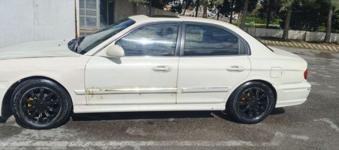 Hyundai Sonata sedan - Korpus: ağ rəng, 4 qapı, aerodinamik kuzov — Bakı