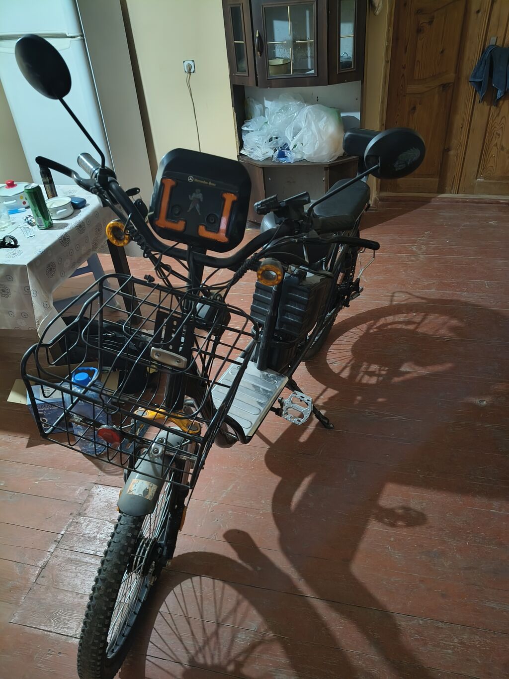Salam, satılır elektro velosiped, sürəti yaxşı di, adapteri var,galan — Mopedlər və skuterlər, Gəncə (3)