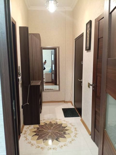 2 otaqlı, Yeni tikili, 55 kv. m — Ev sahibi — ბინა