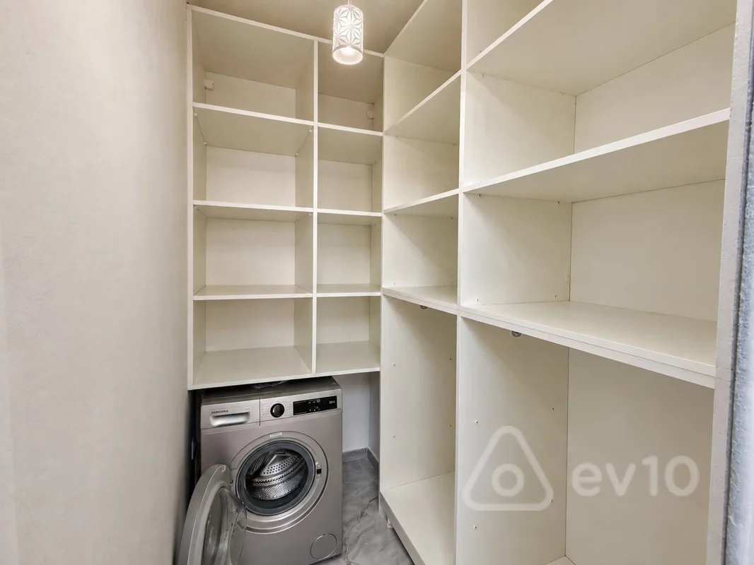 3 otaqlı mənzil, 110 m², Rüstəm Rüstəmov — kirayə — Mənzil, Bakı (7)