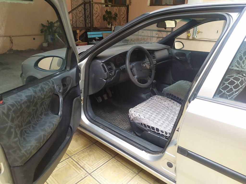 Opel Vectra, 1.6 L, 1997 il, 257 720 km — Avtomobillər, Gəncə (10)