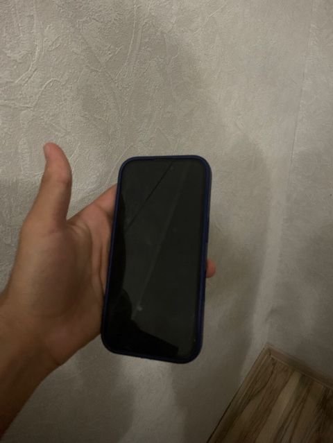 IPhone 16, 128 GB, Qara, Qırıq — Bakı