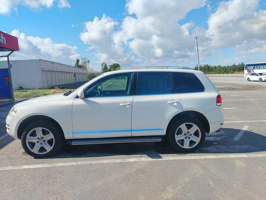 Volkswagen Touareg: 3.2 l 2003 il Ofrouder/SUV 77-CK-538 — Avtomobillər, Mingəçevir (2)