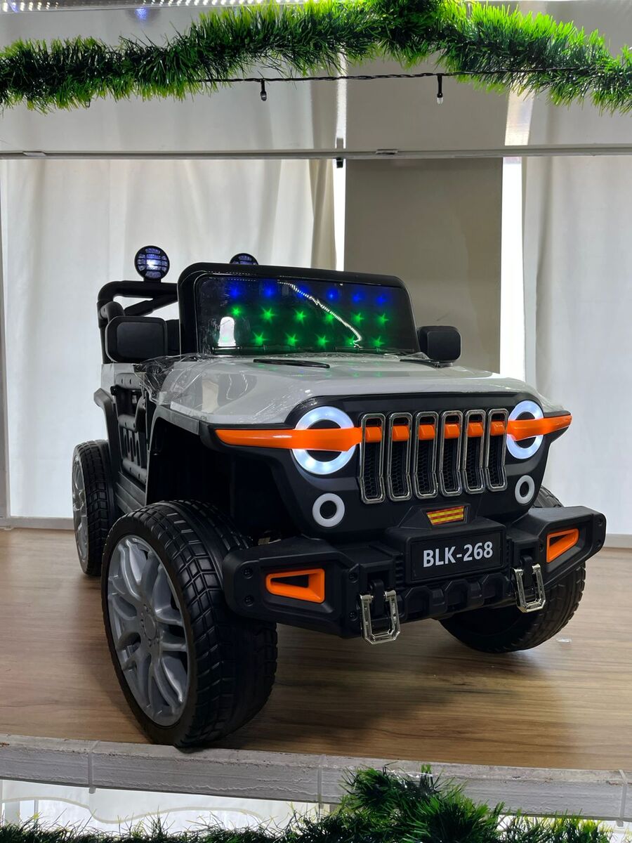 Uşaq elektromobili Jeep Wrangler BLK 268 4x4 — Uşaq avtomobilləri, Bakı (2)