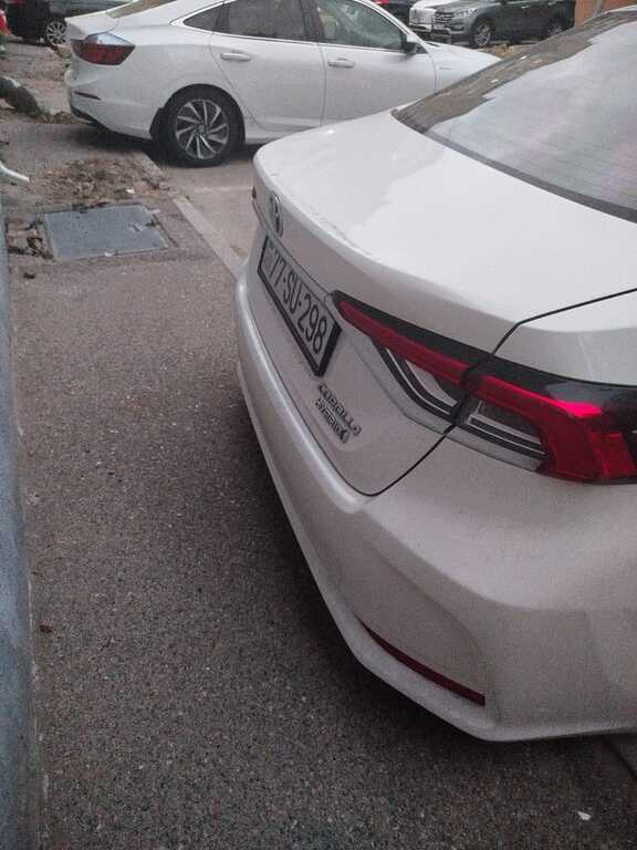 Toyota Corolla, 1.8 L, 0.85 kWh, 2022 il, 142 000 km — Avtomobillər, Bakı (2)
