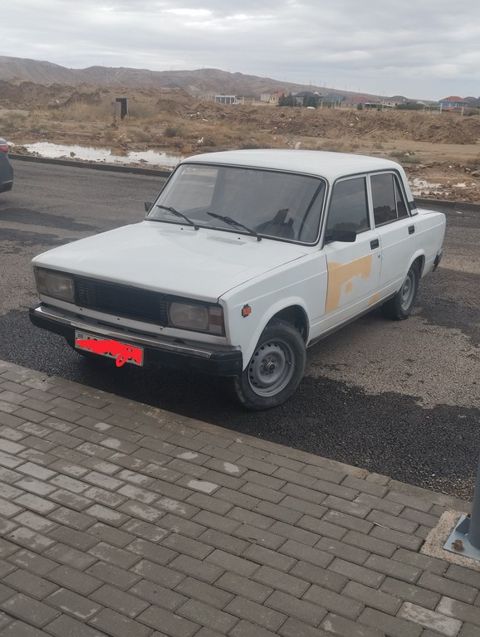 Lada (VAZ) 2105, 1.5 L, 1983 il, 320 000 km — Şirvan
