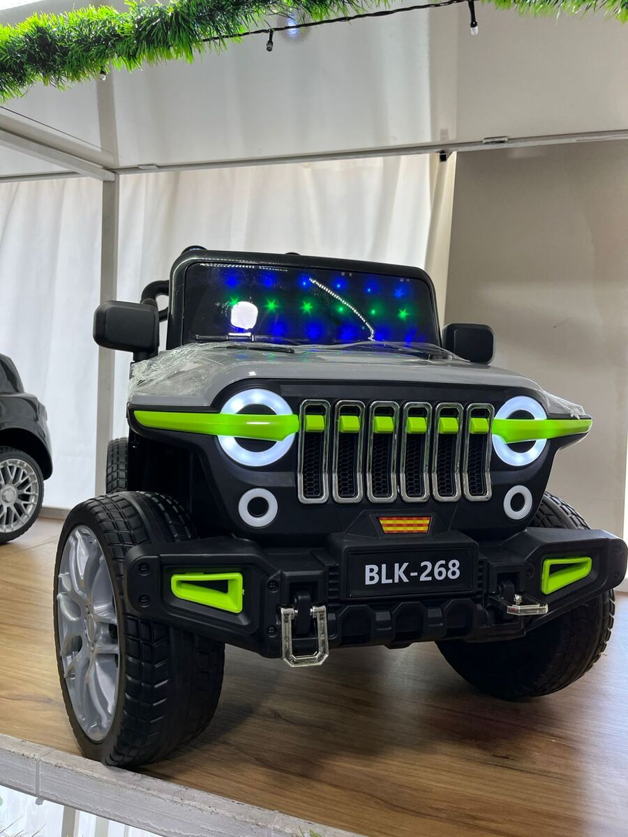 Uşaq elektromobili Jeep Wrangler BLK 268 4x4 — Uşaq avtomobilləri, Bakı (3)