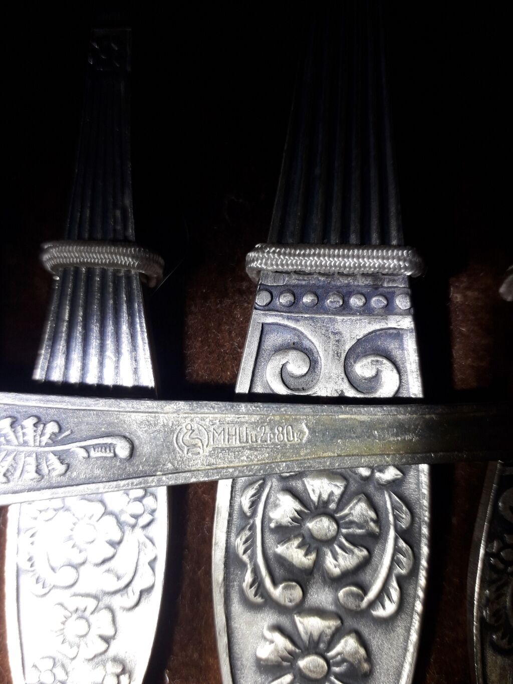 Süfrə ləvazimatları dəsti satılır .Ssri 70ci illər axırı. Neyzilber — Qablar və mətbəx əşyaları, Bakı (4)