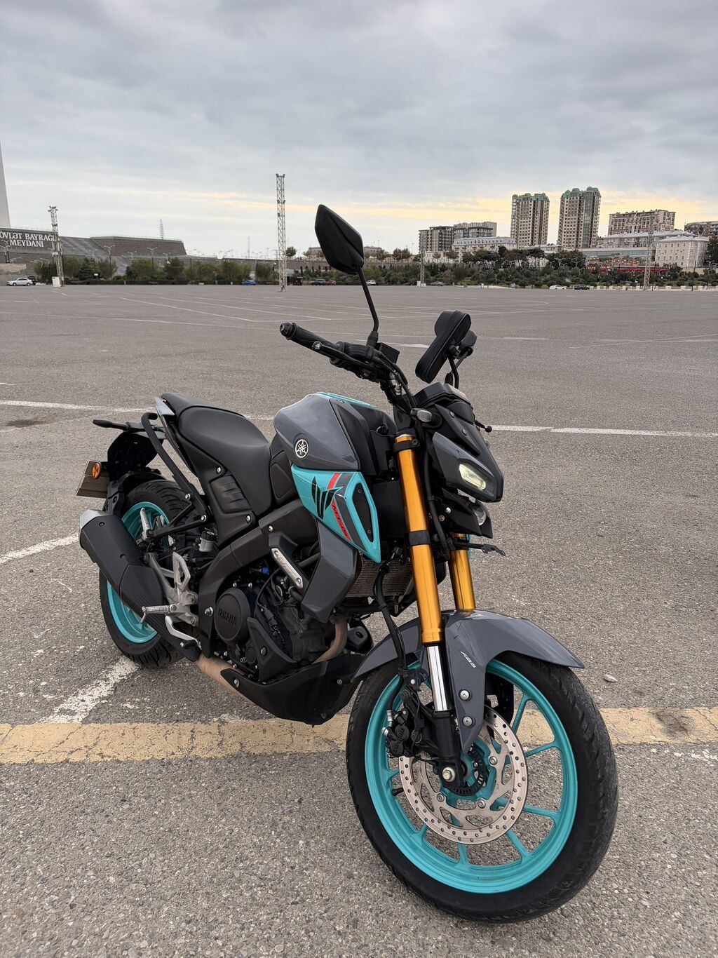 Yamaha - MT-15, 150 sm3, 2023 il, 130000 km — Motosikletlər, Bakı (7)