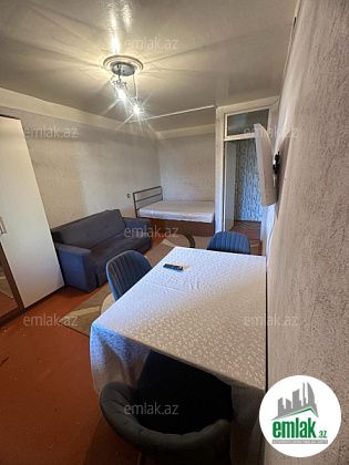 İcarəyə verilir 1 otaqlı 36 m² köhnə tikili Neftçilər metrosu — Mənzil (3)