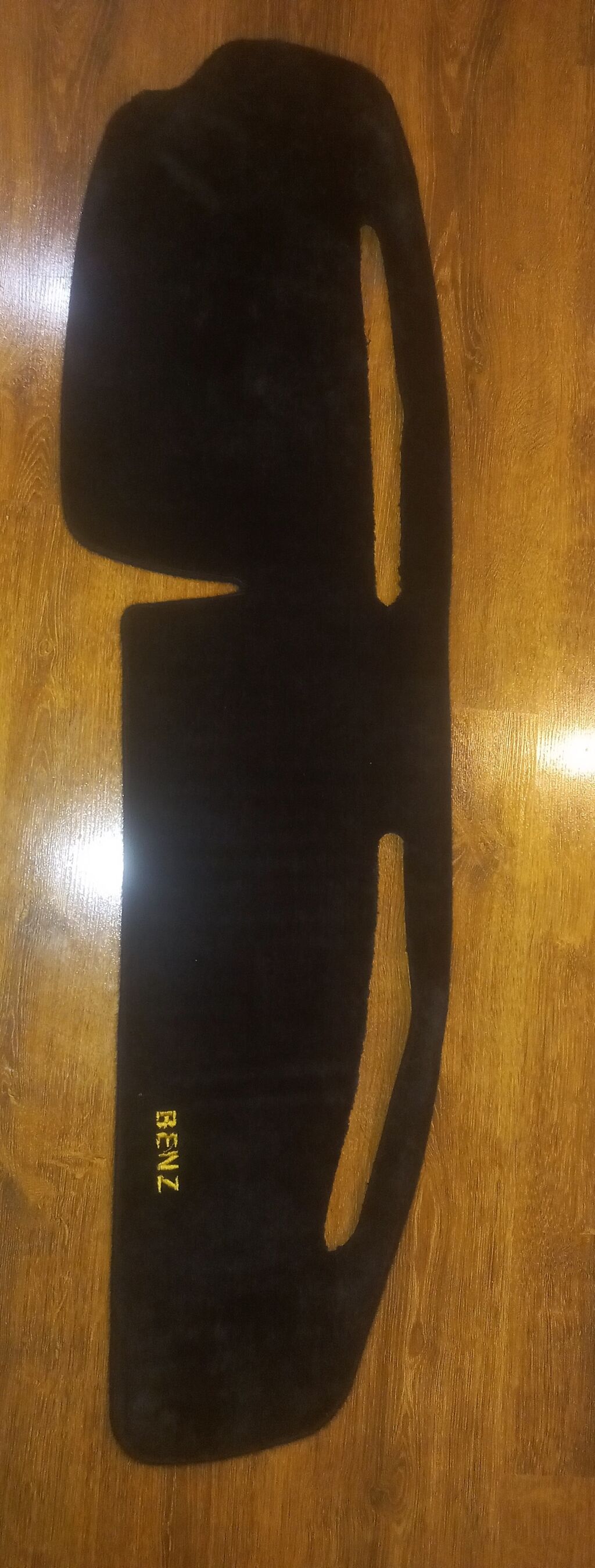 Məhsul: Mercedes-Benz W202 üçün torpedo üstü örtük (dash cover) — Salon çəkiləri, Gəncə