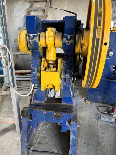 Press aparatı — Bakı