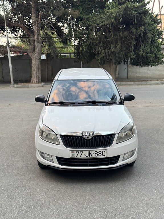Skoda Roomster, 1.4 L, 2013 il, 360 000 km — Avtomobillər, Bakı (7)