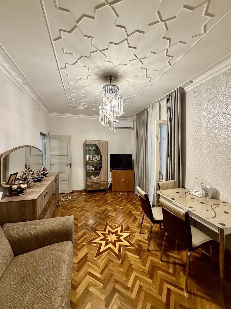 Satılır 2 otaqlı köhnə tikili 65 m² — Mənzil, Bakı (7)
