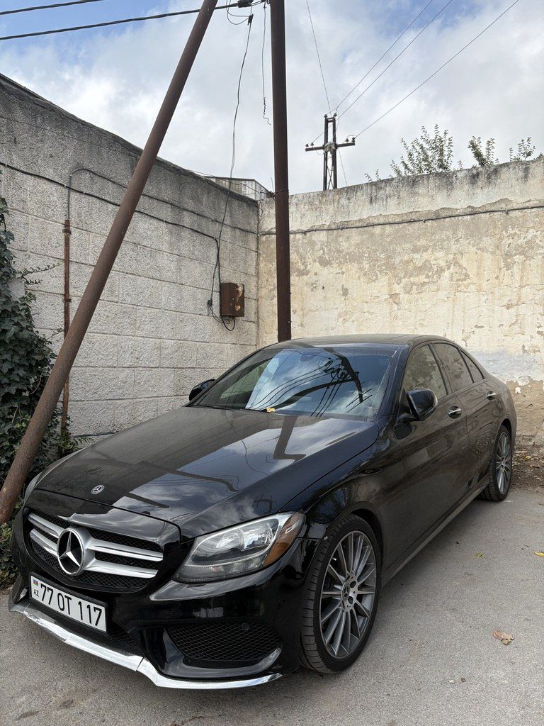 Mercedes C 300, 2.0 L, 2017 il, 86 000 km 77-OT-117 — Avtomobillər, Bakı
