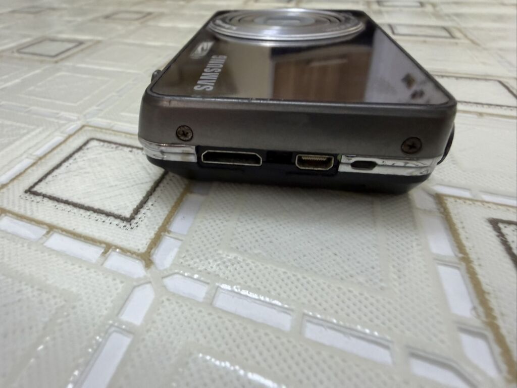 Samsung rəqəmsal fotoaparat st700 istemir - Brend: Samsung - Linza — Fotoaparat, Xırdalan (4)
