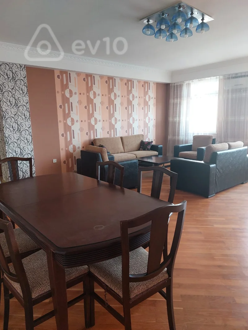 3 otaqlı mənzil, 125 m², Mehemmed Hadi — kirayə — Mənzil, Bakı (2)