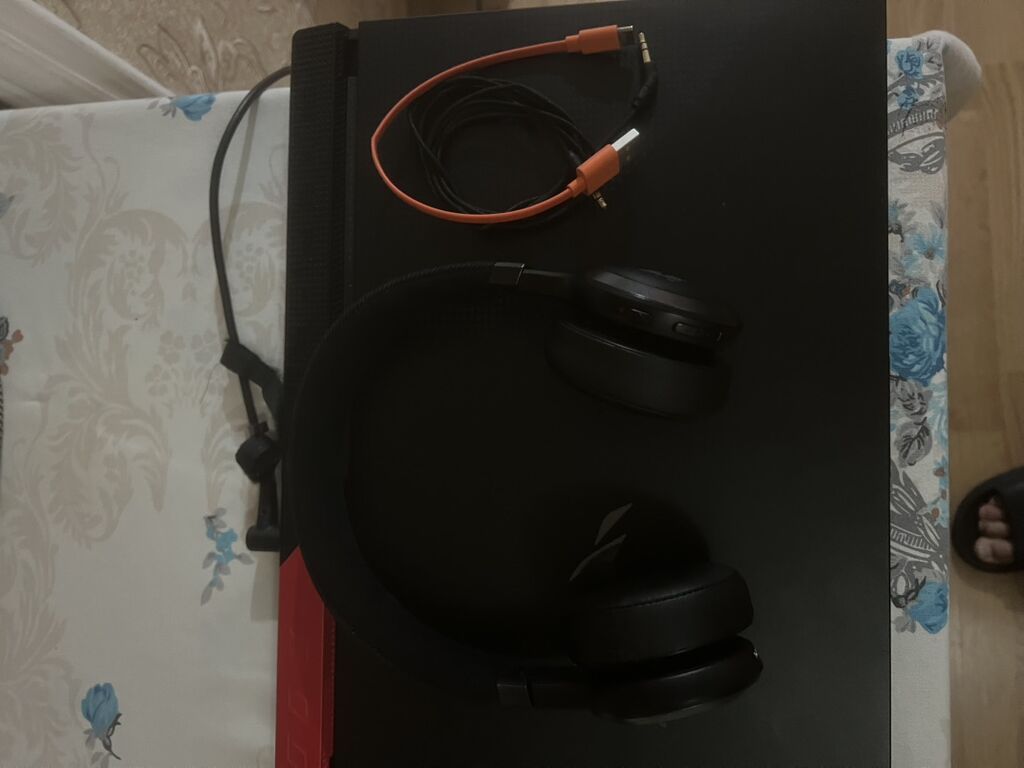 Orjinal Jbl live 670NC problemi yoxdu.karopkasi itib usb si aux kabeli — Qulaqcıqlar, Bakı (4)