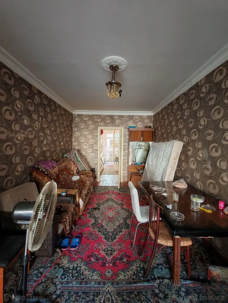 Satılır 2 otaqlı Mənzil Köhnə tikili 50 m² Bakı, Abşeron r — Aytən Xanım
