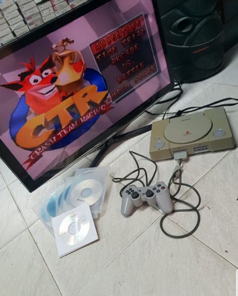 Sony PlayStation dəsti - Konsol: Sony PlayStation (PS1) - Qoşulma: AV — Bakı