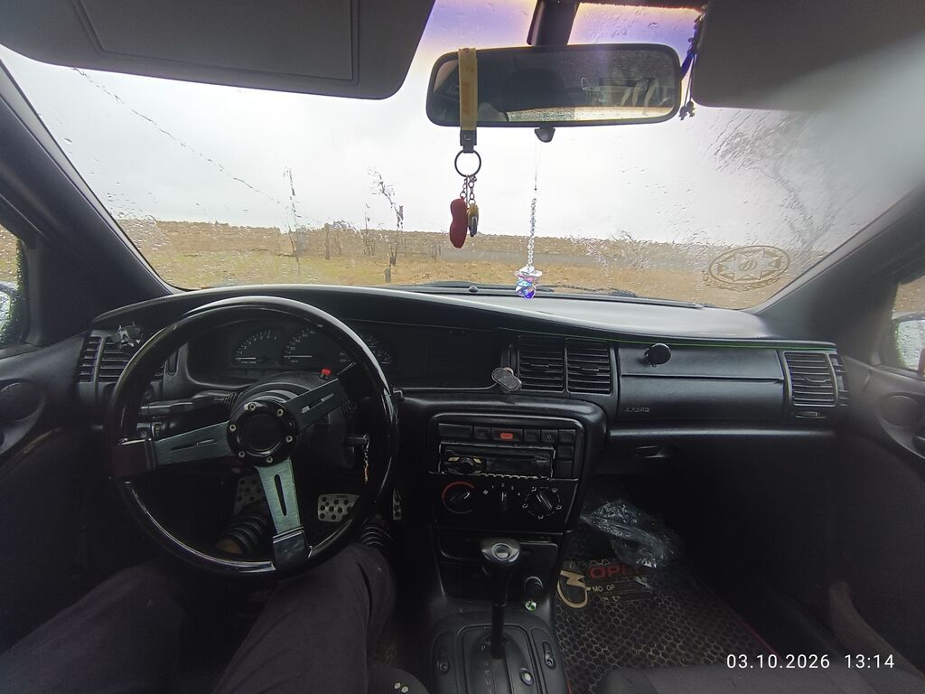 Opel Vectra: 1.6 l 1996 il 486502 km Sedan 90-ET-216 — Avtomobillər, Digah (5)