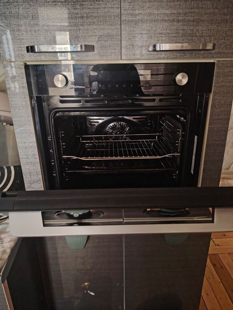 LG daxili elektrik sobası – quraşdırılan model - Marka/model: LG — Sumqayıt