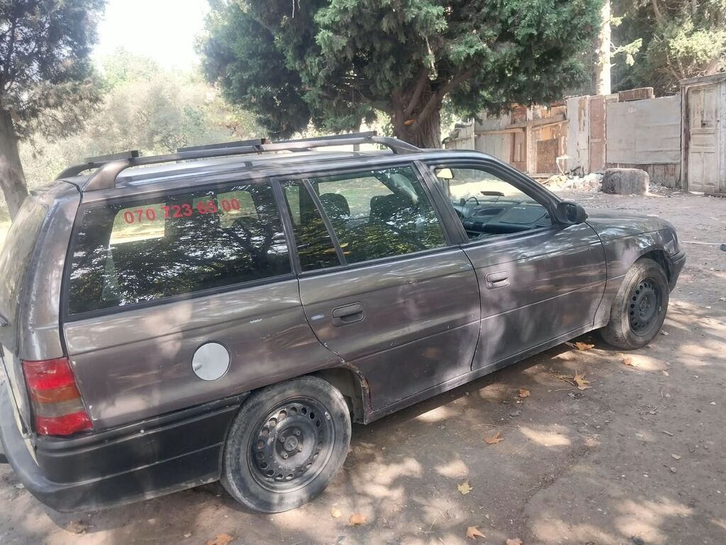Opel Astra F Caravan (universal kuzov) - Kuzov: universal, geniş — Avtomobillər, Xırdalan (4)