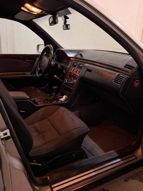 Mercedes E 200, 2.0 L, 1997 il, 370 405 km — Avtomobillər, Bakı (9)